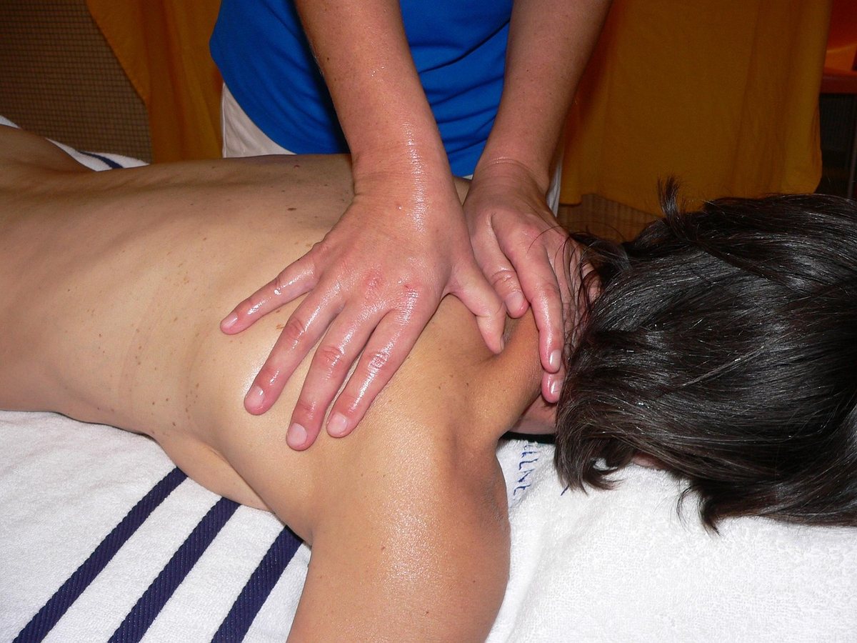 Massage du dos et de la nuque